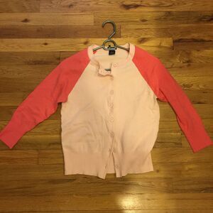 WOMEN GAP PINK CARDIGAN SWEATER SIZE S- NEW